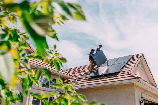 Best Roof Gutter Cleaning  in Berly, MO